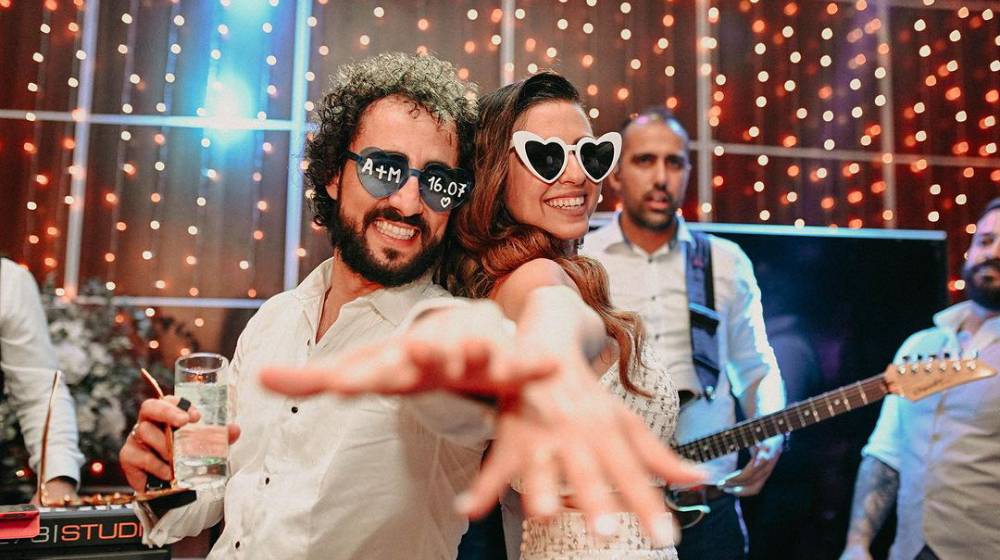 Άγγελος Αυγουστή - Μαρία Γεωργίου: Η βόλτα με τον 5 μηνών γιο τους [εικόνα]